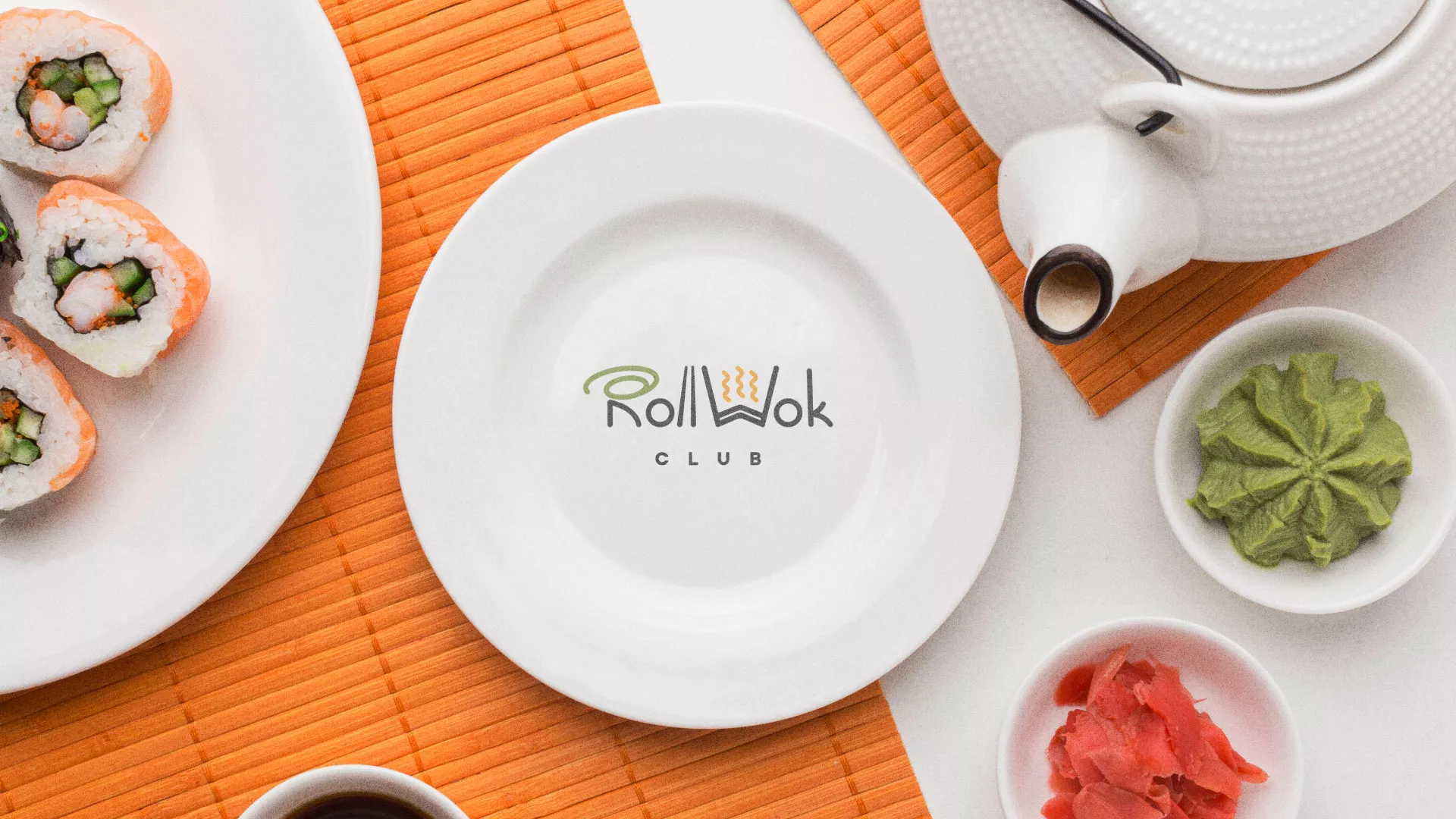 Разработка логотипа и фирменного стиля в Плёсе для суши-бара «Roll Wok Club»